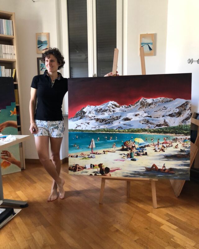 🔴 Buone vacanze (2024) olio su tela, 100x120 cm

La mia opera Buone Vacanze ha appena raggiunto la sua nuova casa in Florida, spero che farà felici i nuovi proprietari e miei stimati collezionisti. Grazie 💙

~

🔴 Buone vacanze (Have a good holiday), oil on canvas, 100x120 cm, year 2024

My painting ‘Buone vacanze’ has just arrived to its new home in Florida. I hope it will live up to my collectors’ expectations, thank you for trust 💙

#oilpaintingoncanvas #oilpaintingart #paintingcollection #paintingcollector #paintingseries #beachpainting #mountainpainting #surrealismo #surreallandscape #girlpainter #womanartists #affordablepainting #emergingpainter #oliosutela #pittriceitaliana #pitturaolio #pitturaoliosutela #pitturacontemporanea #pitturacontemporaneaitaliana